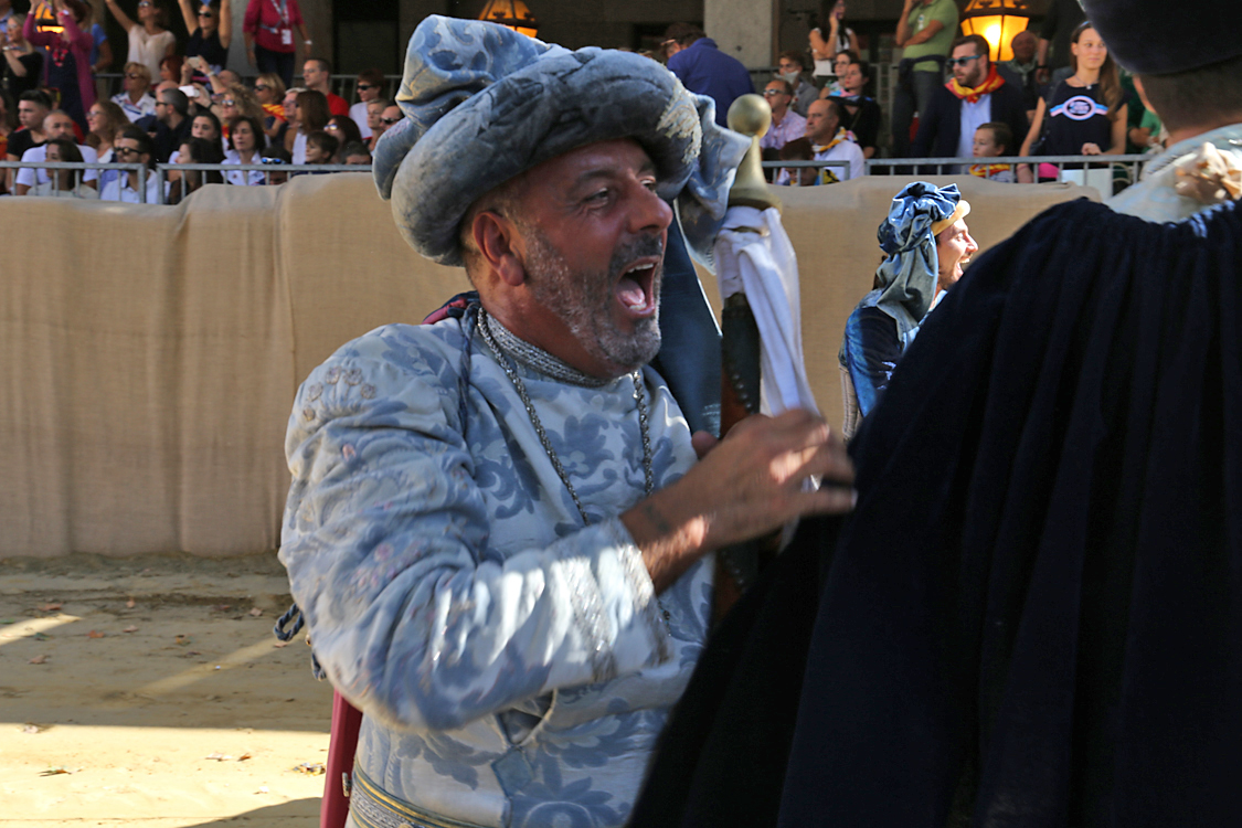 -500- CorteoStorico.jpg